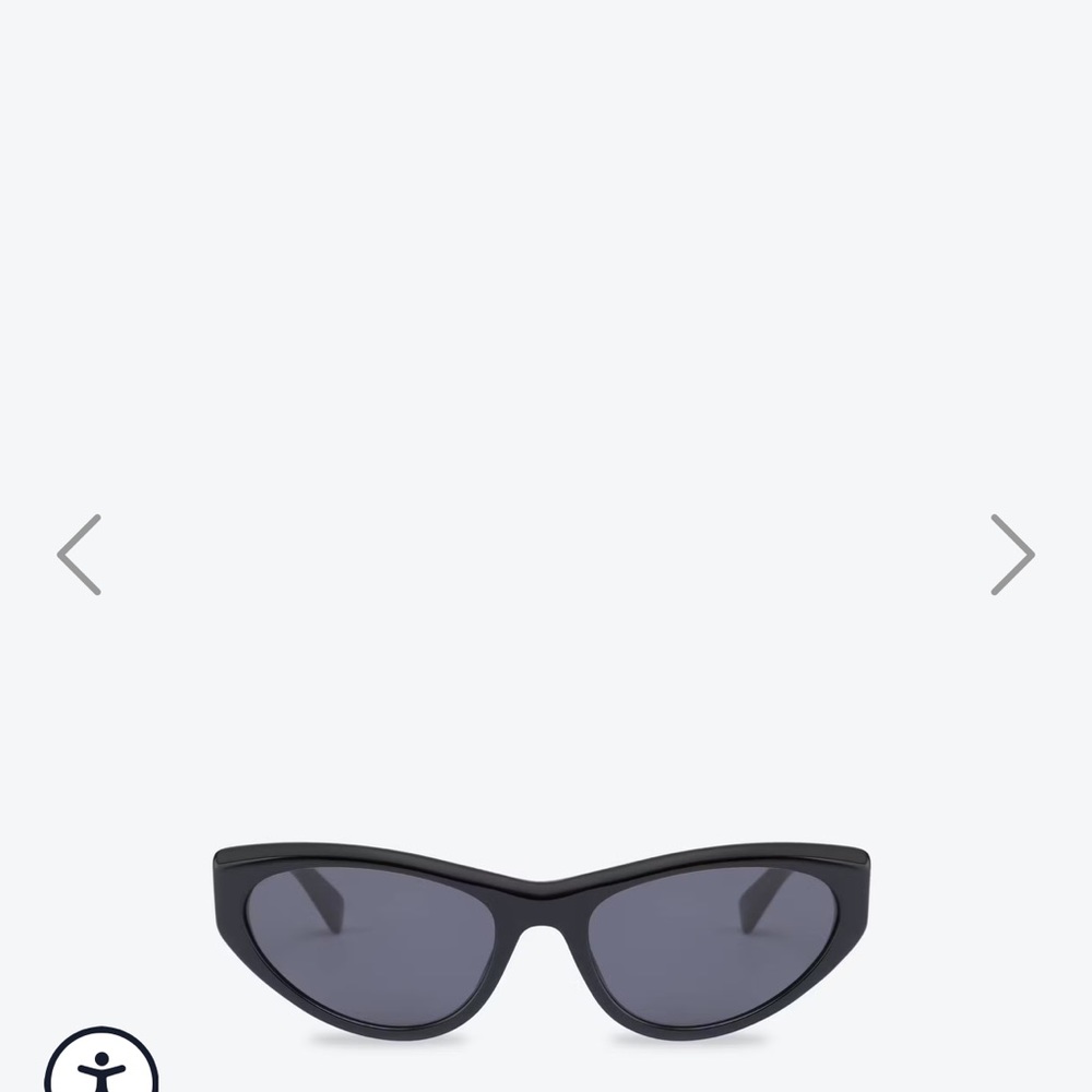Moschino black cat eye sunglasses - Picture 5 of 8